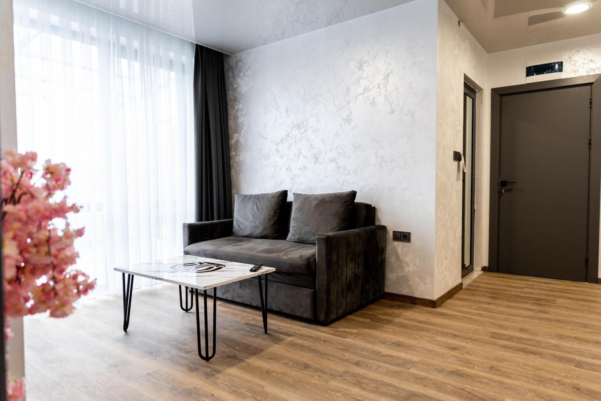 Hotel Royal Bath Banya  Bagian luar foto