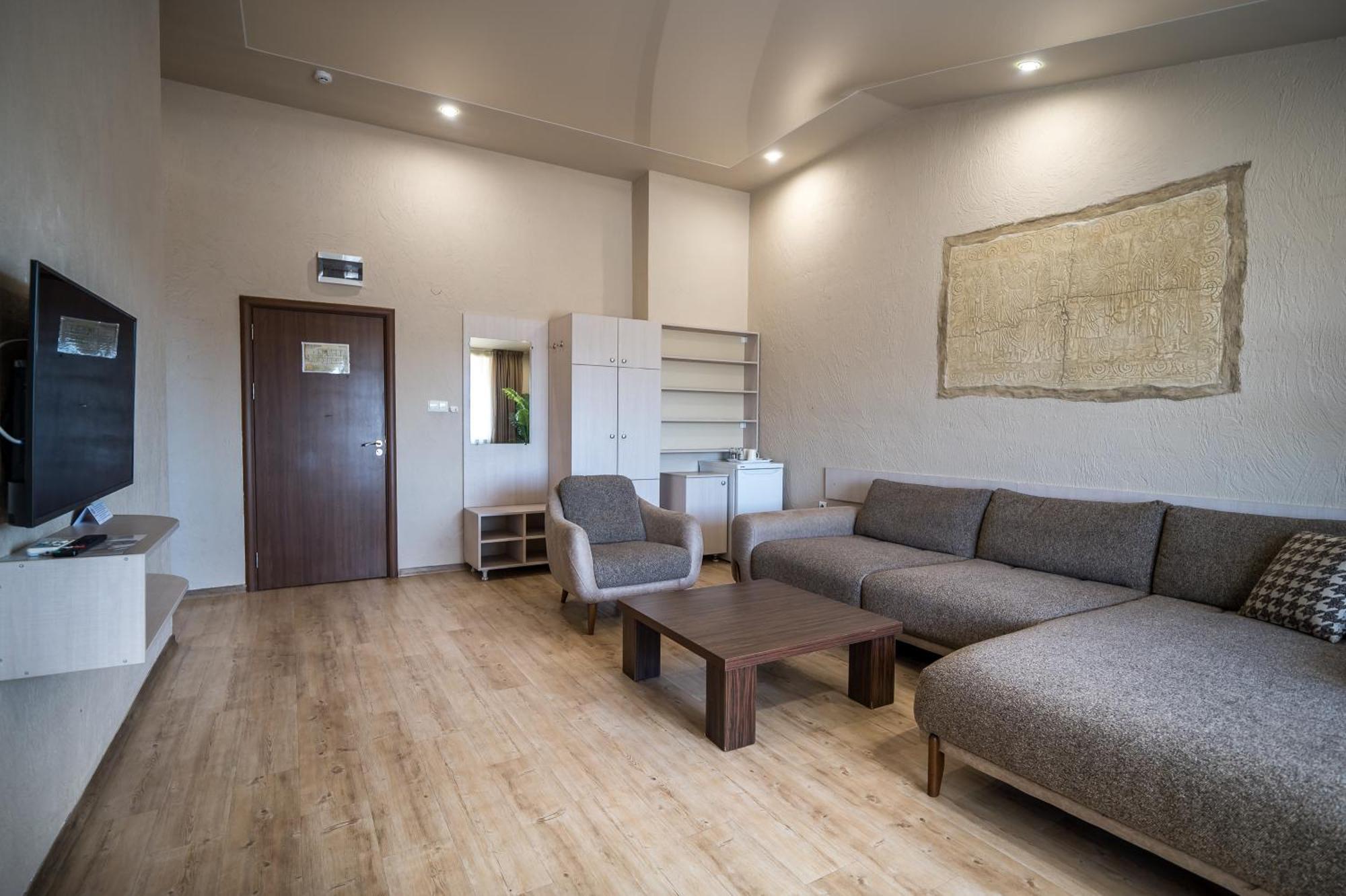 Hotel Royal Bath Banya  Bagian luar foto
