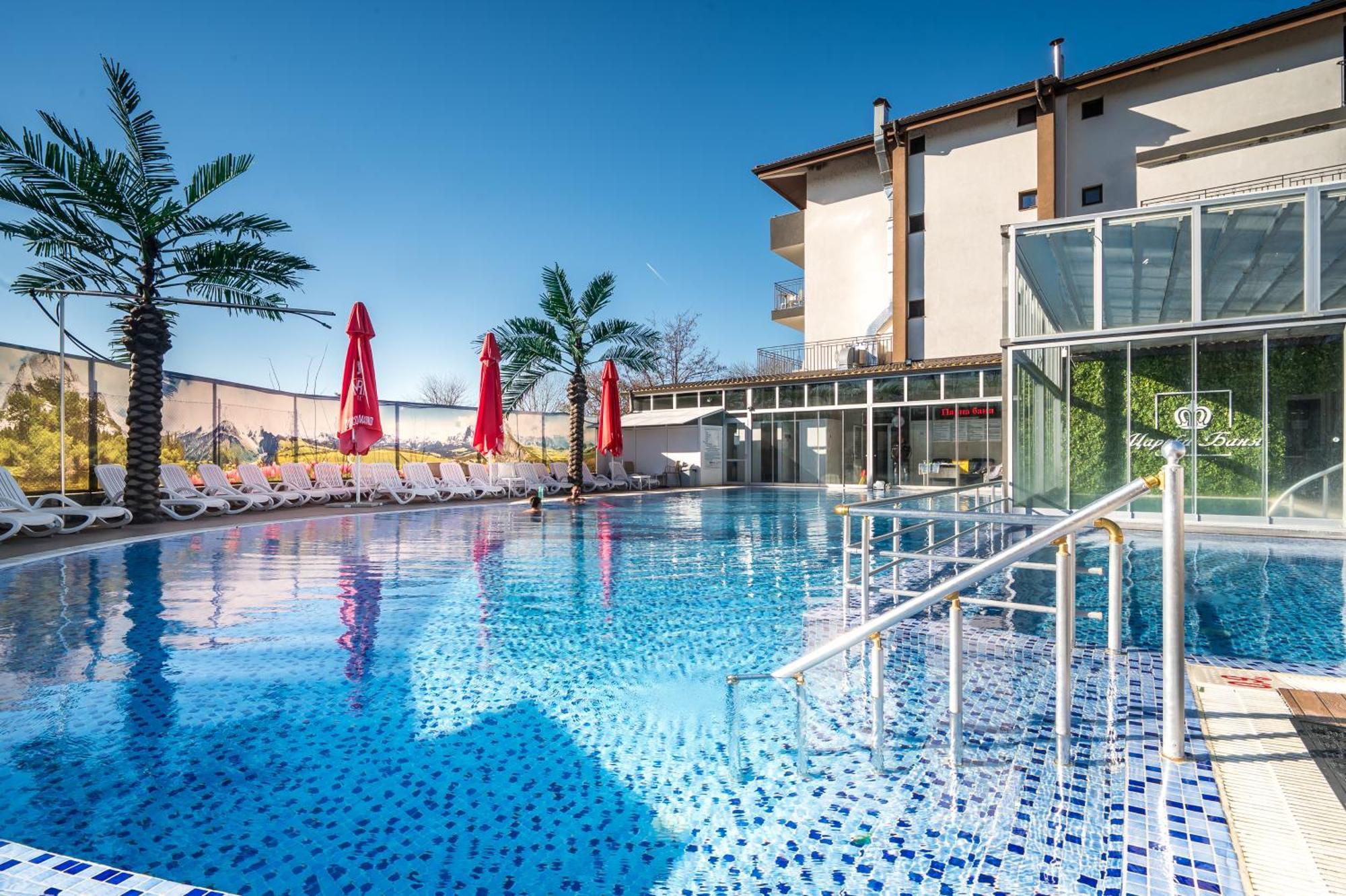 Hotel Royal Bath Banya  Bagian luar foto